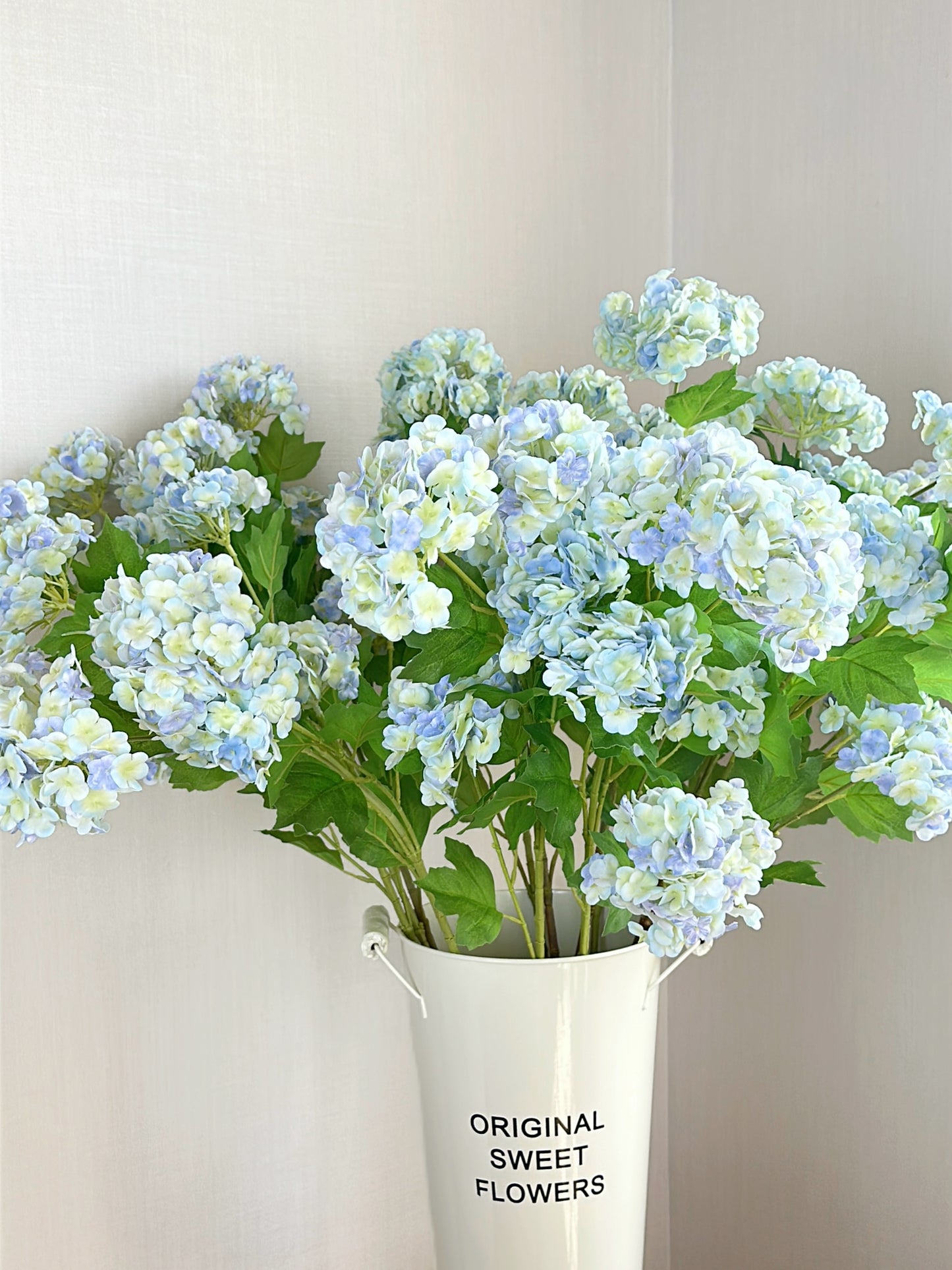 Artificial 5-Head  Real Touch Snowball in Blue