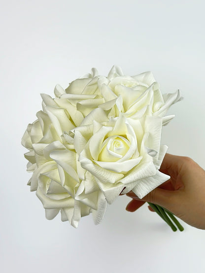 Deluxe Rose Bouquet in Cream White