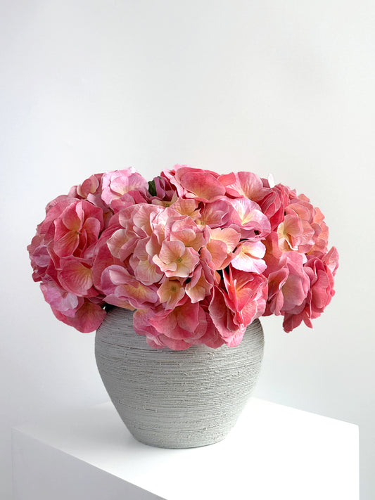 Faux Real Touch Large Leaf Hydrangea in Peach Pink (Single-Stem Price)
