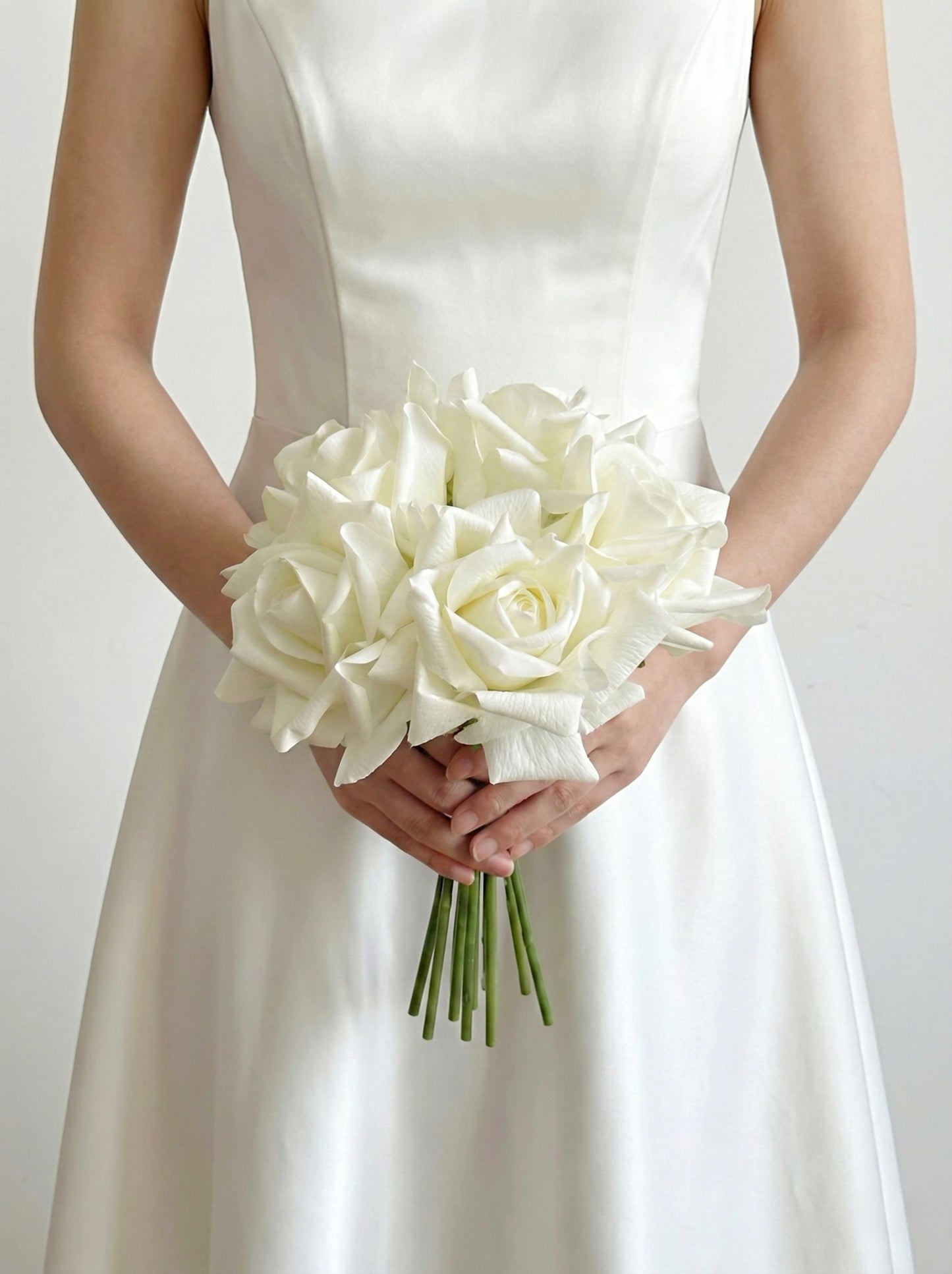 Deluxe Rose Bouquet in Cream White (Bouquet Price)